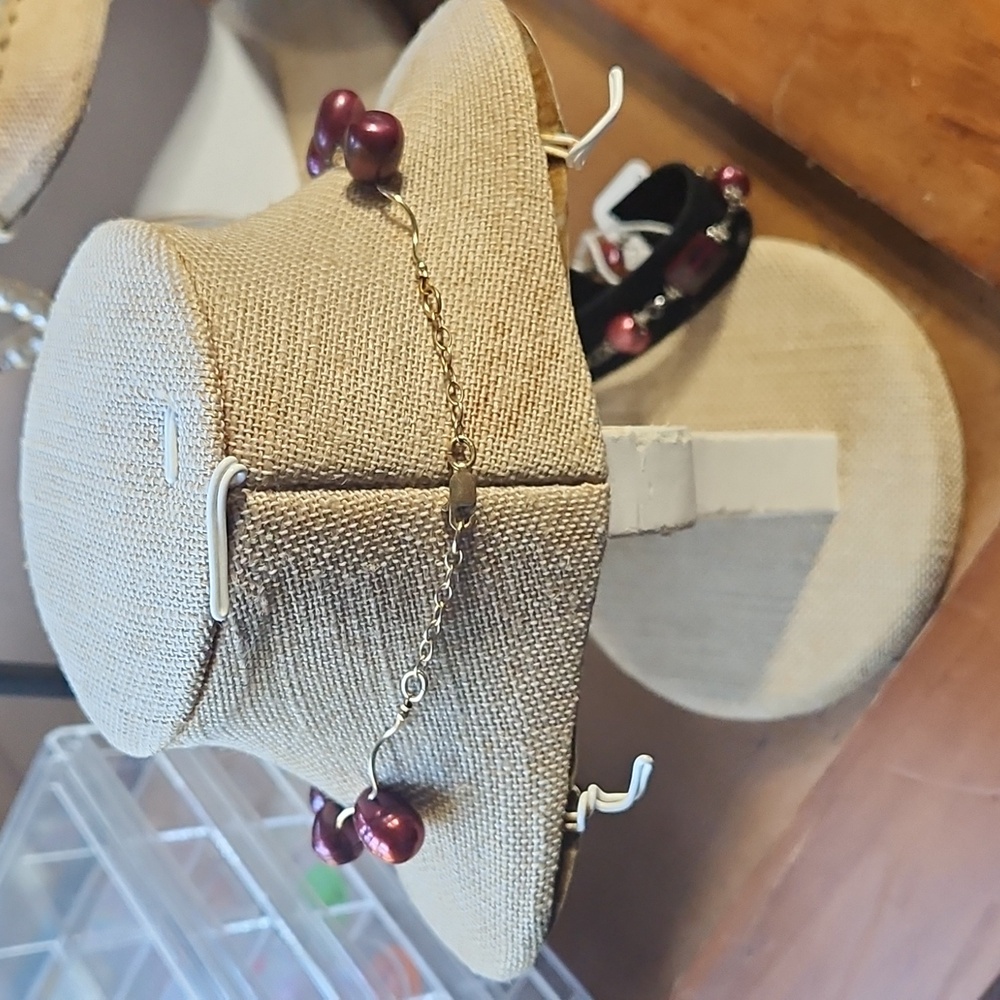Cranberries w/Crystal Necklace Set - Picture 2 of 5